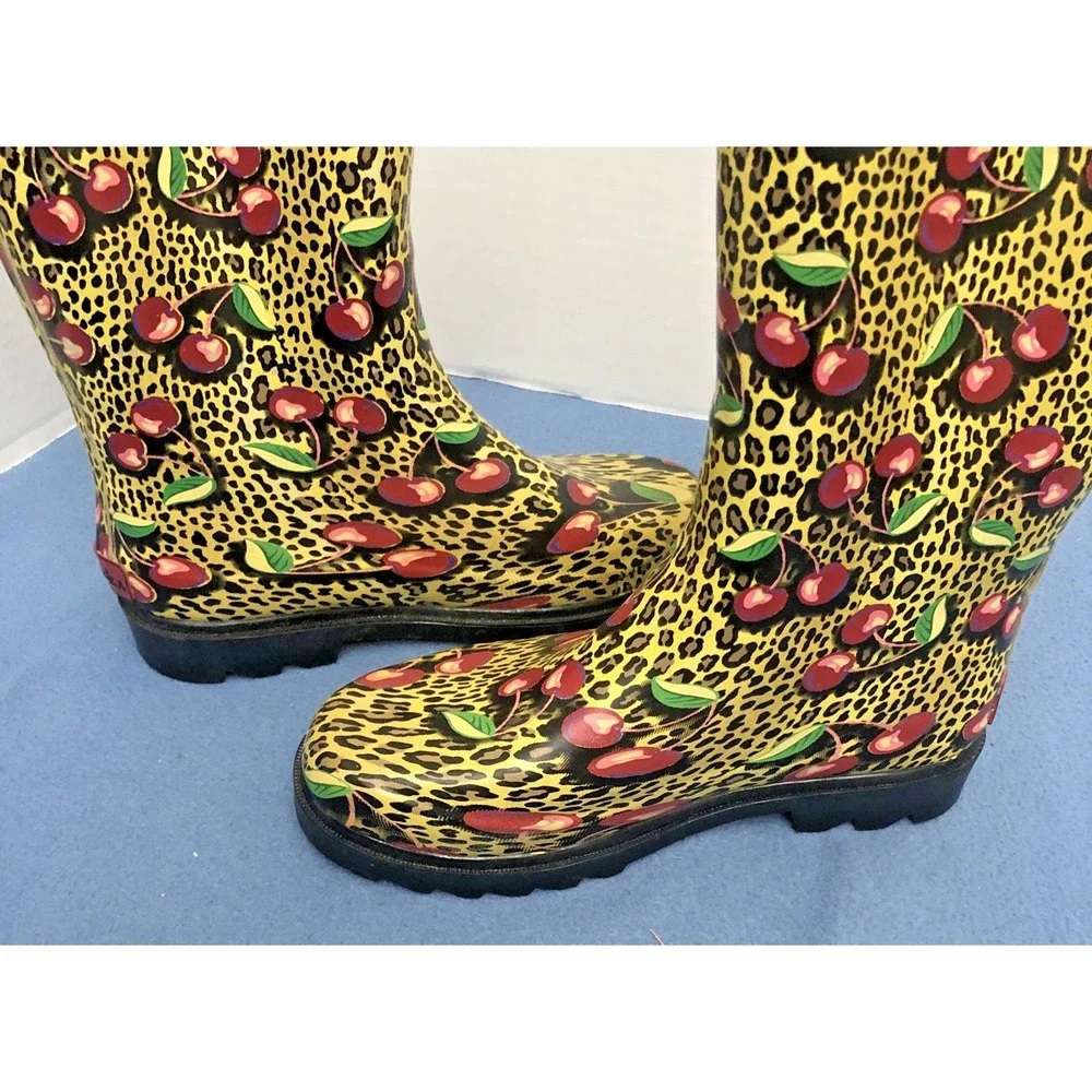 Chooka Girls Cherries on Leopard Print Adjustable Rain Boots‎ - Size 3